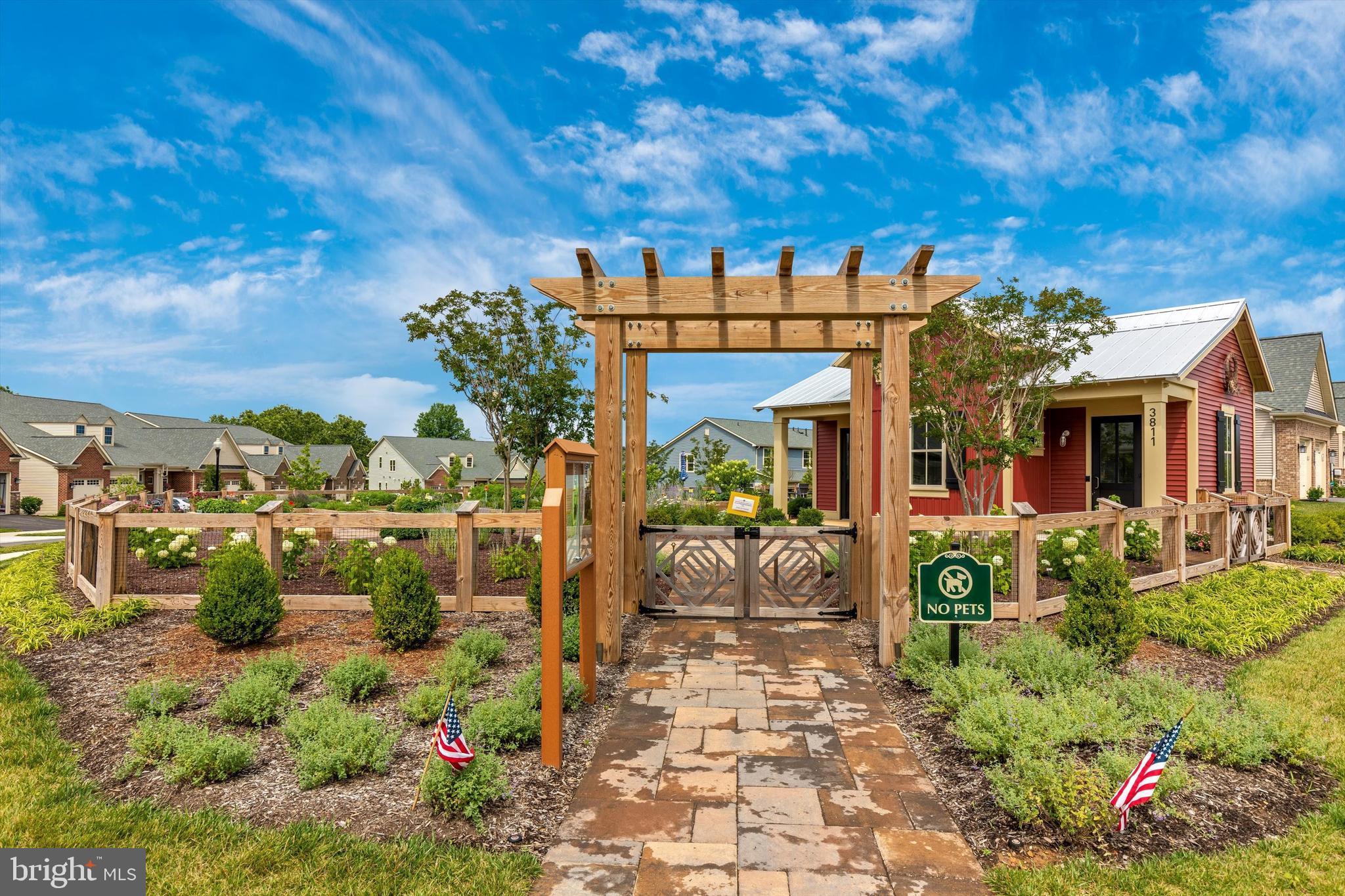 VILLAGES OF URBANA - Residential Lease