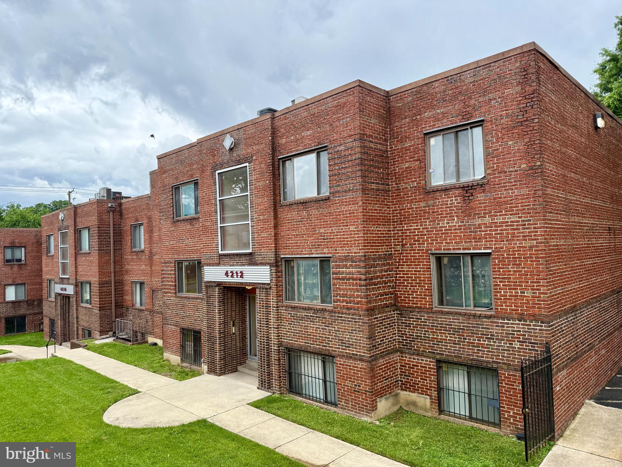 4212 BENNING ROAD NE 6