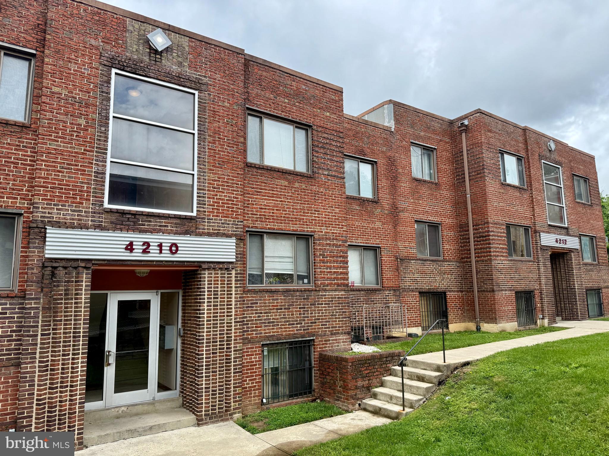 DEANWOOD - Residential