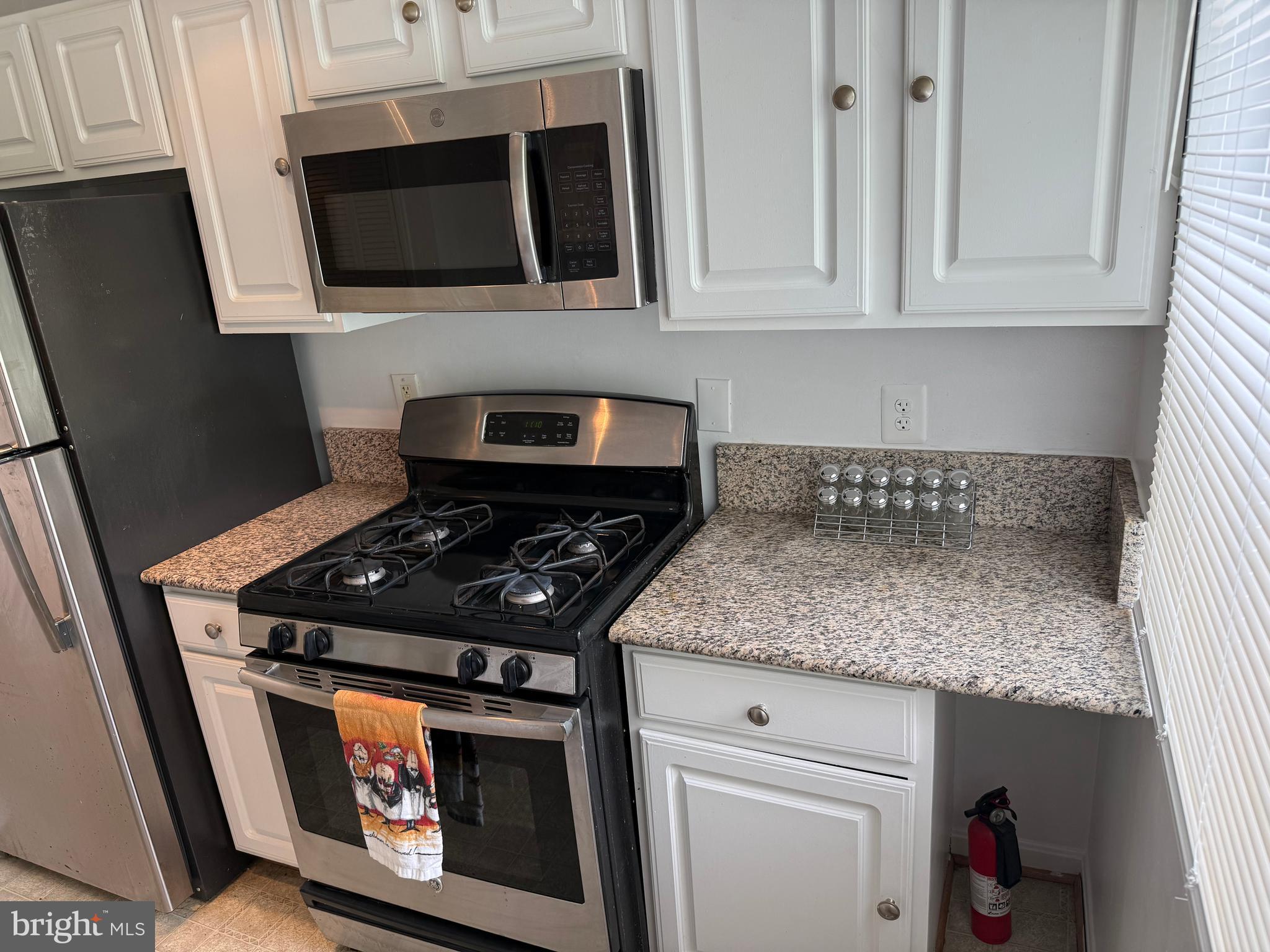 DEANWOOD - Residential
