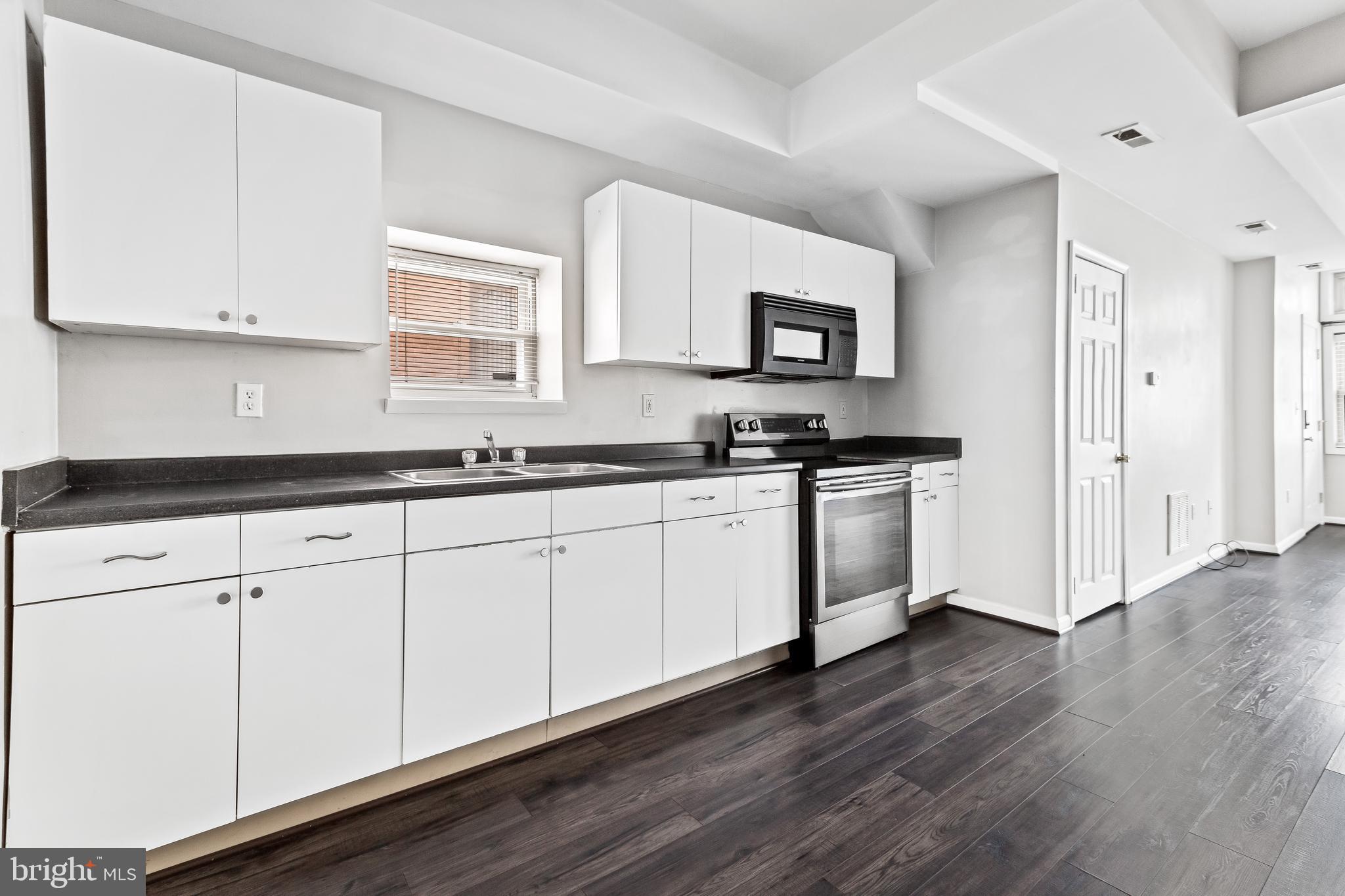 FELLS POINT HISTORIC DISTRICT - Residential Lease