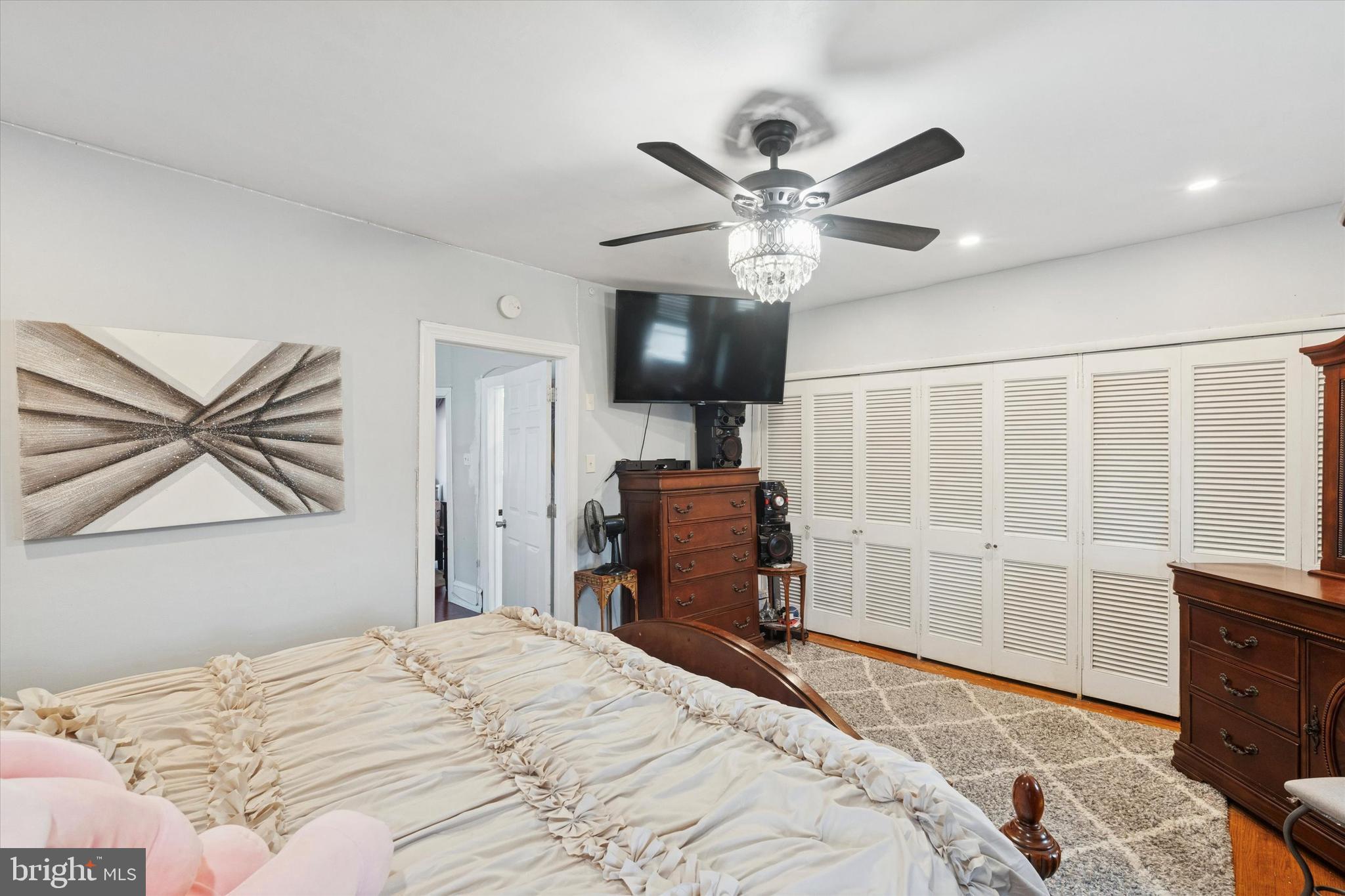 PHILADELPHIA (NORTHWEST) - Residential