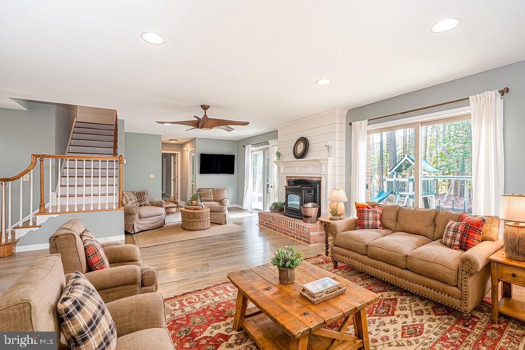 SCOTTS LANDING - Residential