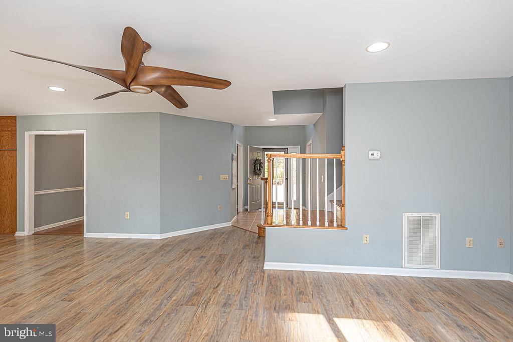 SCOTTS LANDING - Residential