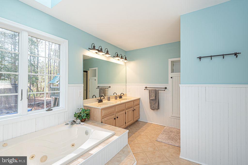 SCOTTS LANDING - Residential