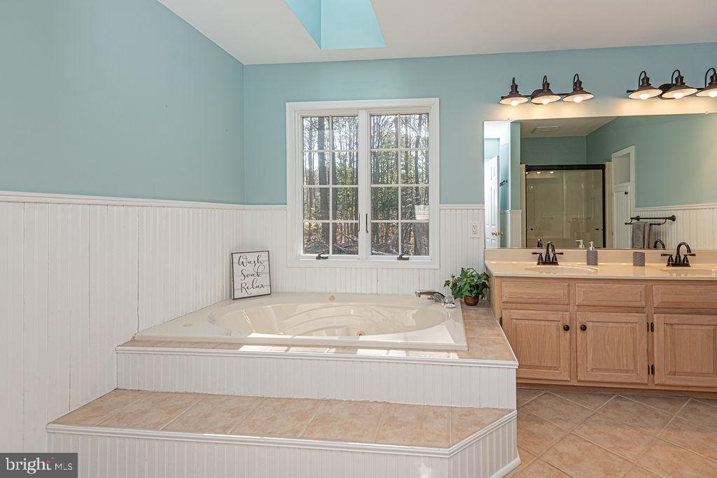 SCOTTS LANDING - Residential