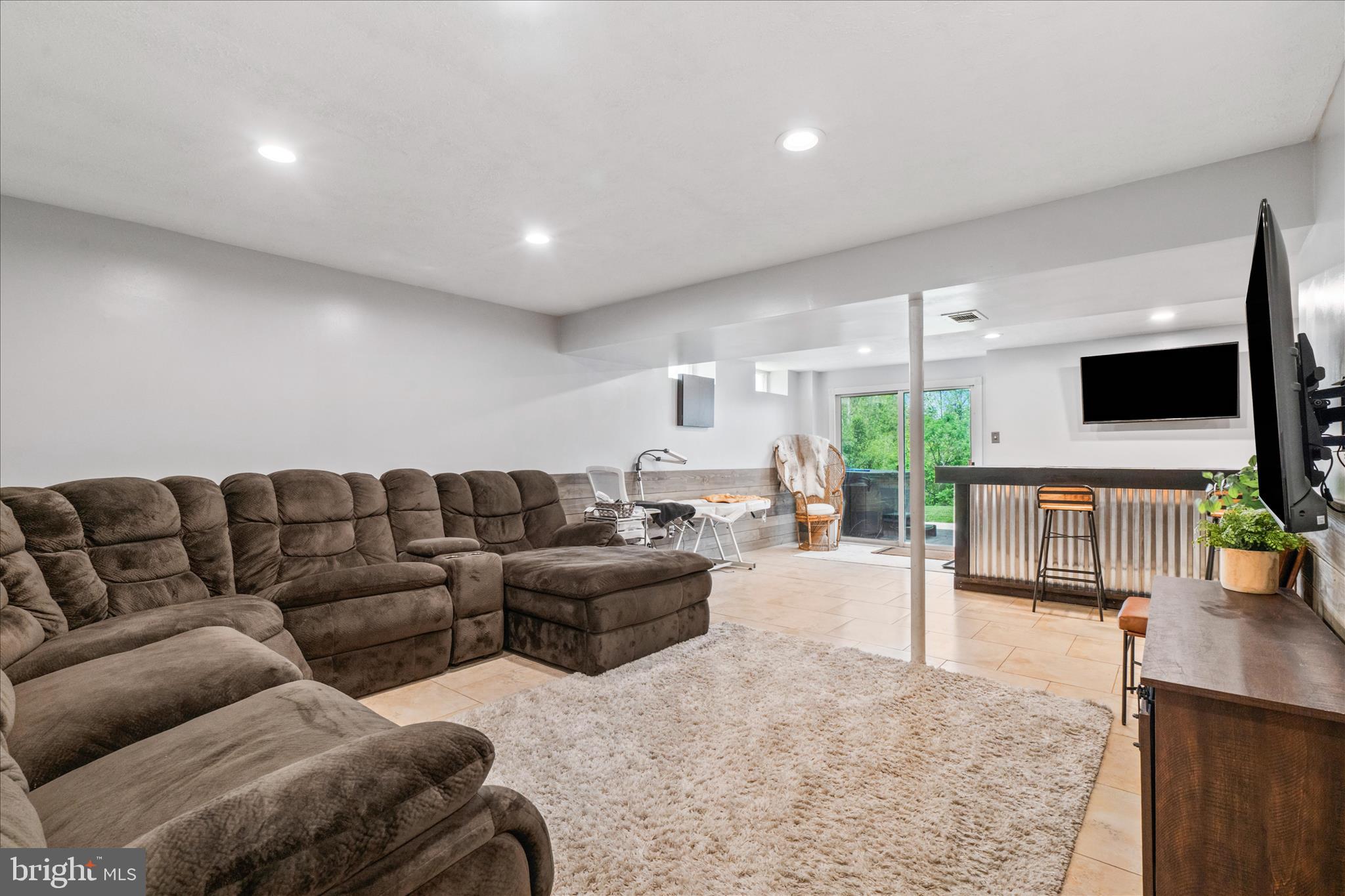 EAGLEHEAD SUMMERFIELD - Residential