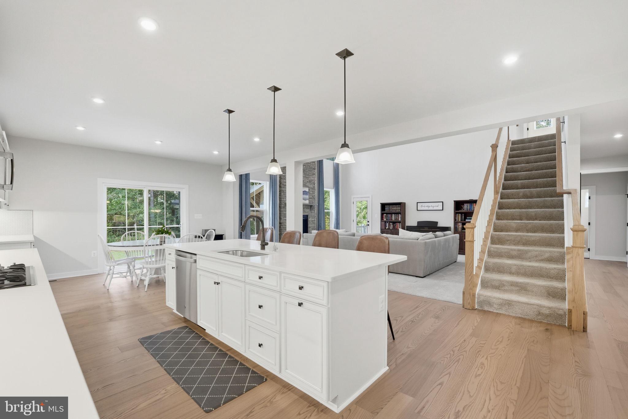 FAWN LAKE - Residential