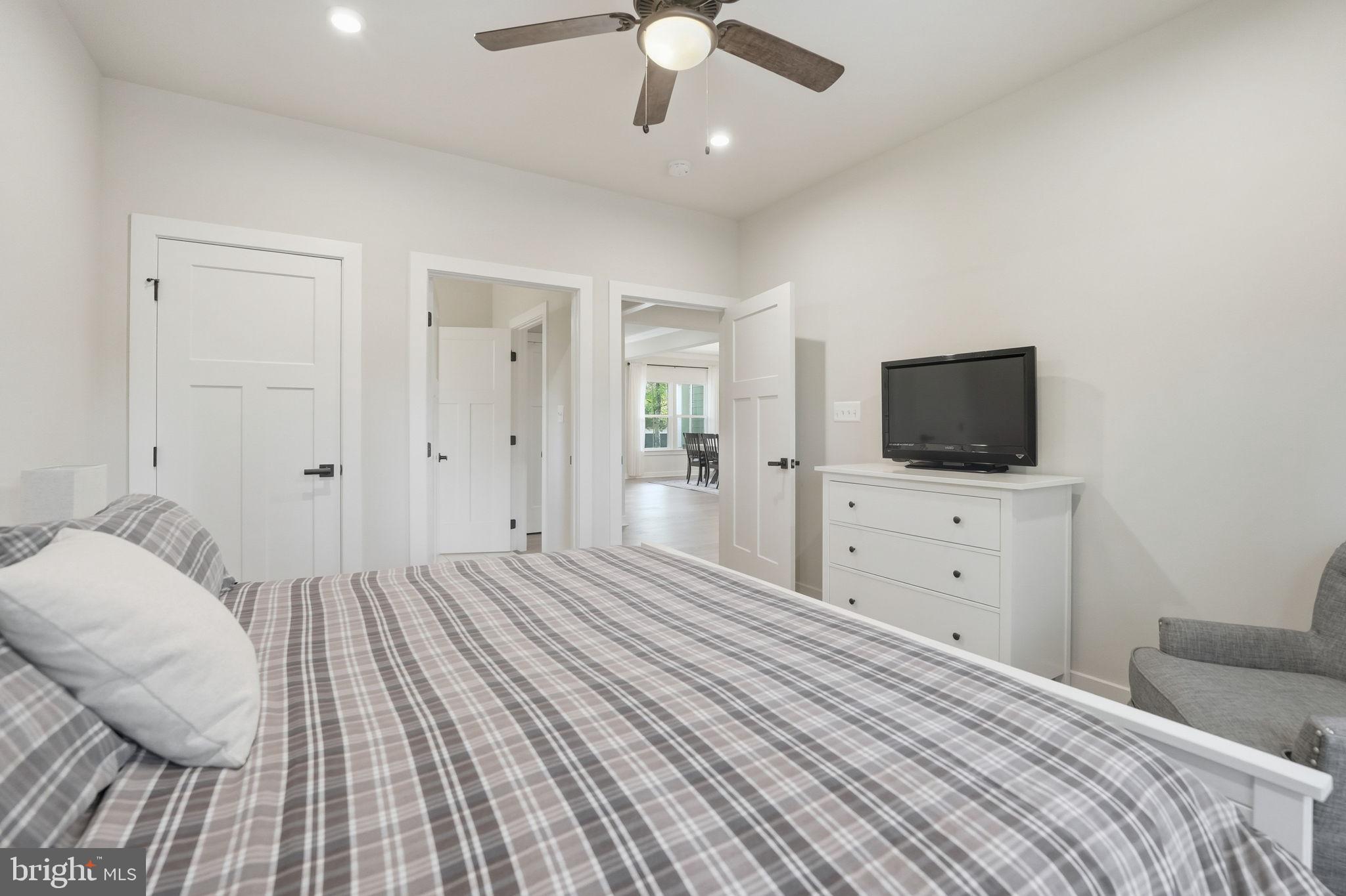 FAWN LAKE - Residential