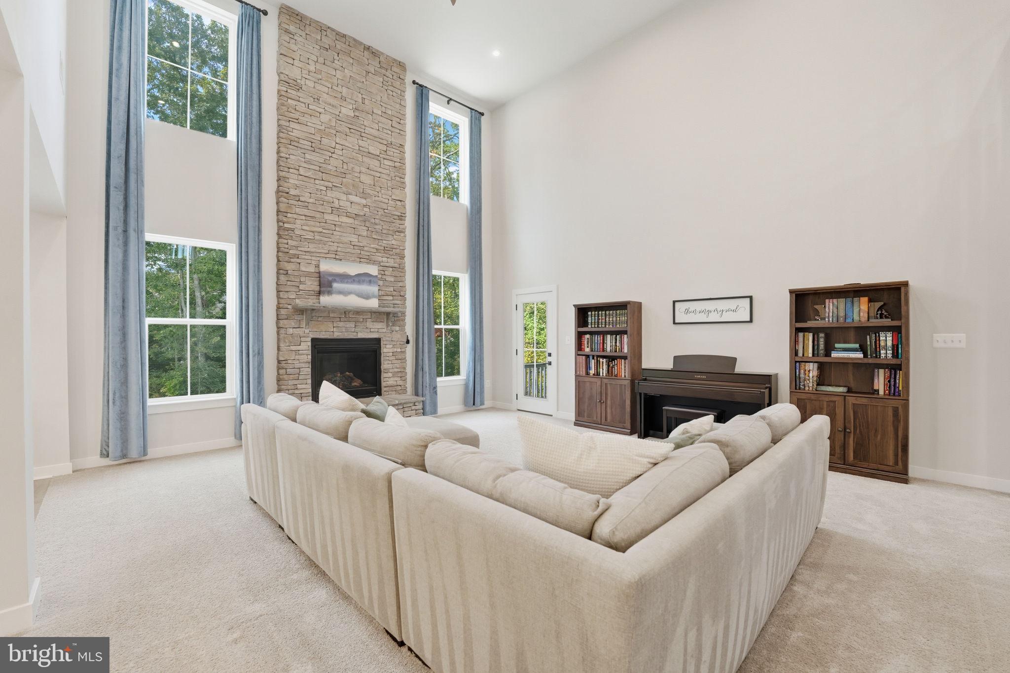 FAWN LAKE - Residential