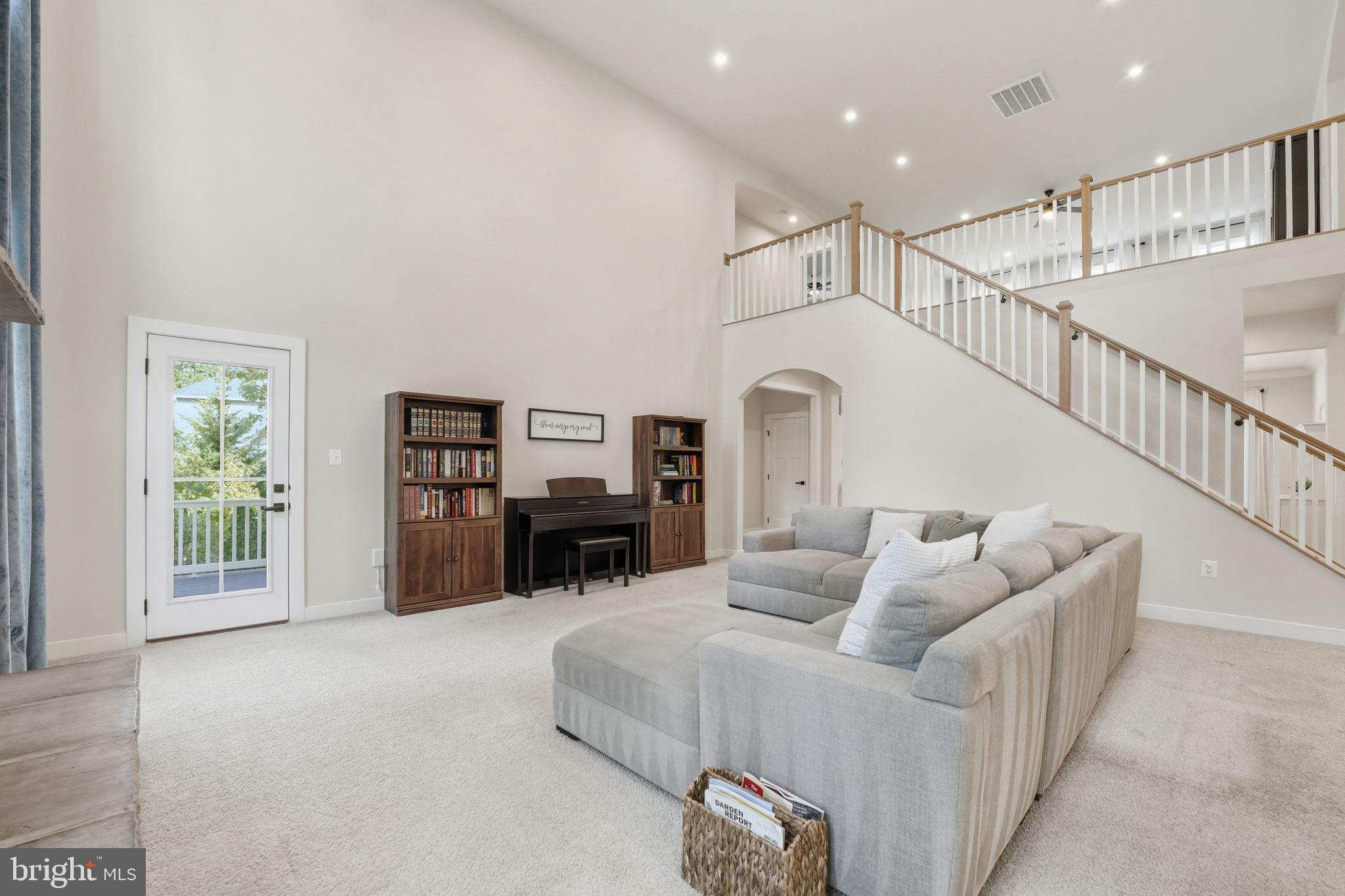 FAWN LAKE - Residential