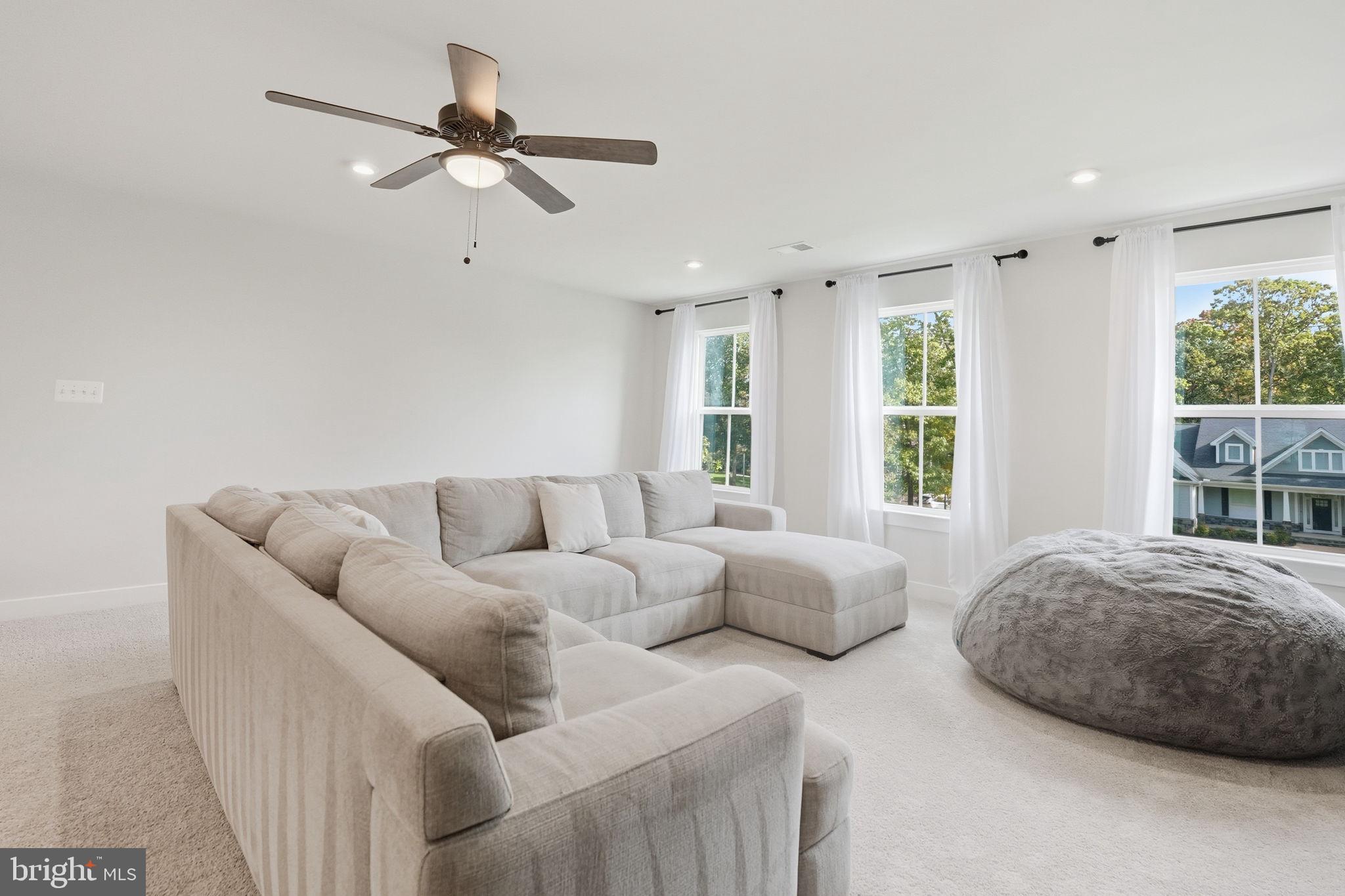 FAWN LAKE - Residential