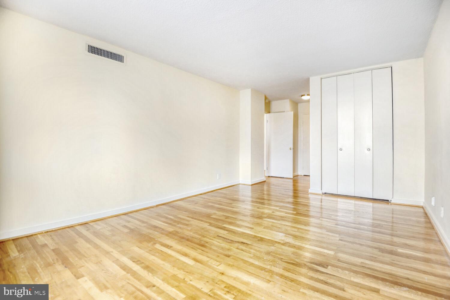 MOUNT VERNON PLACE HISTORIC DISTRICT - Residential