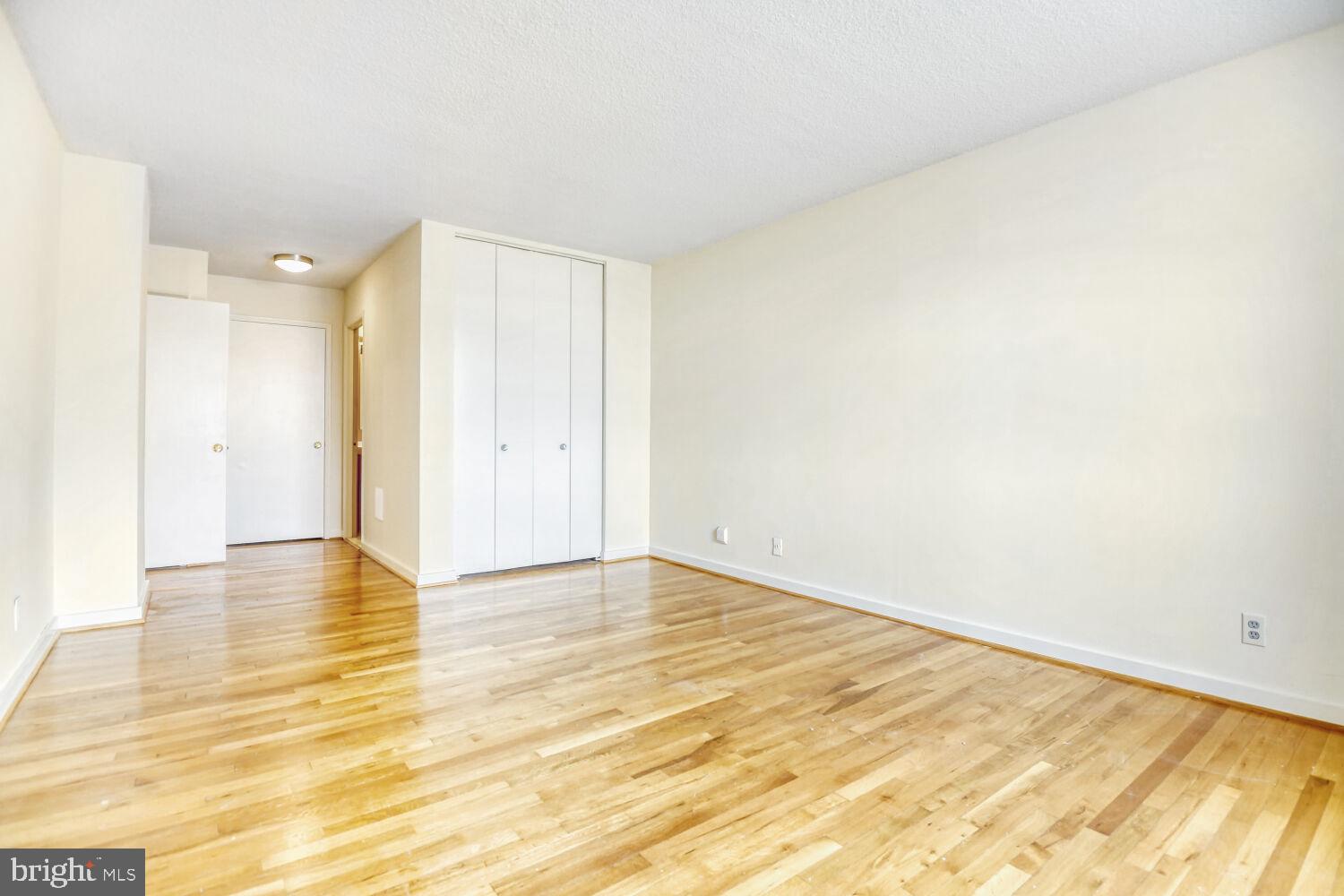 MOUNT VERNON PLACE HISTORIC DISTRICT - Residential