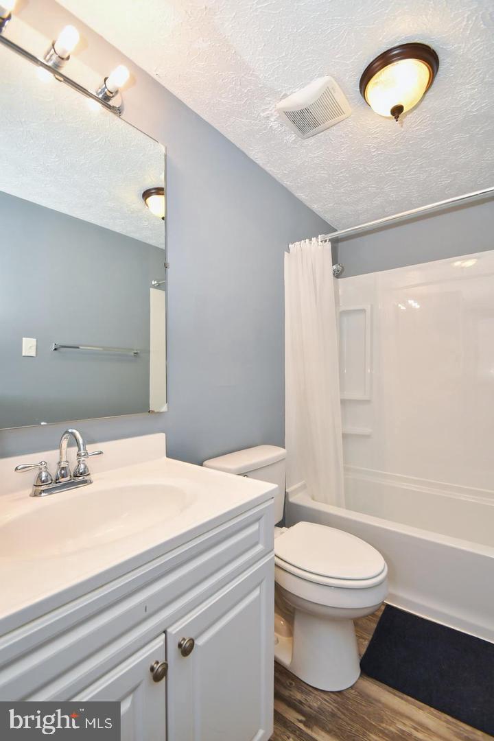 ABINGDON ESTATES - Residential