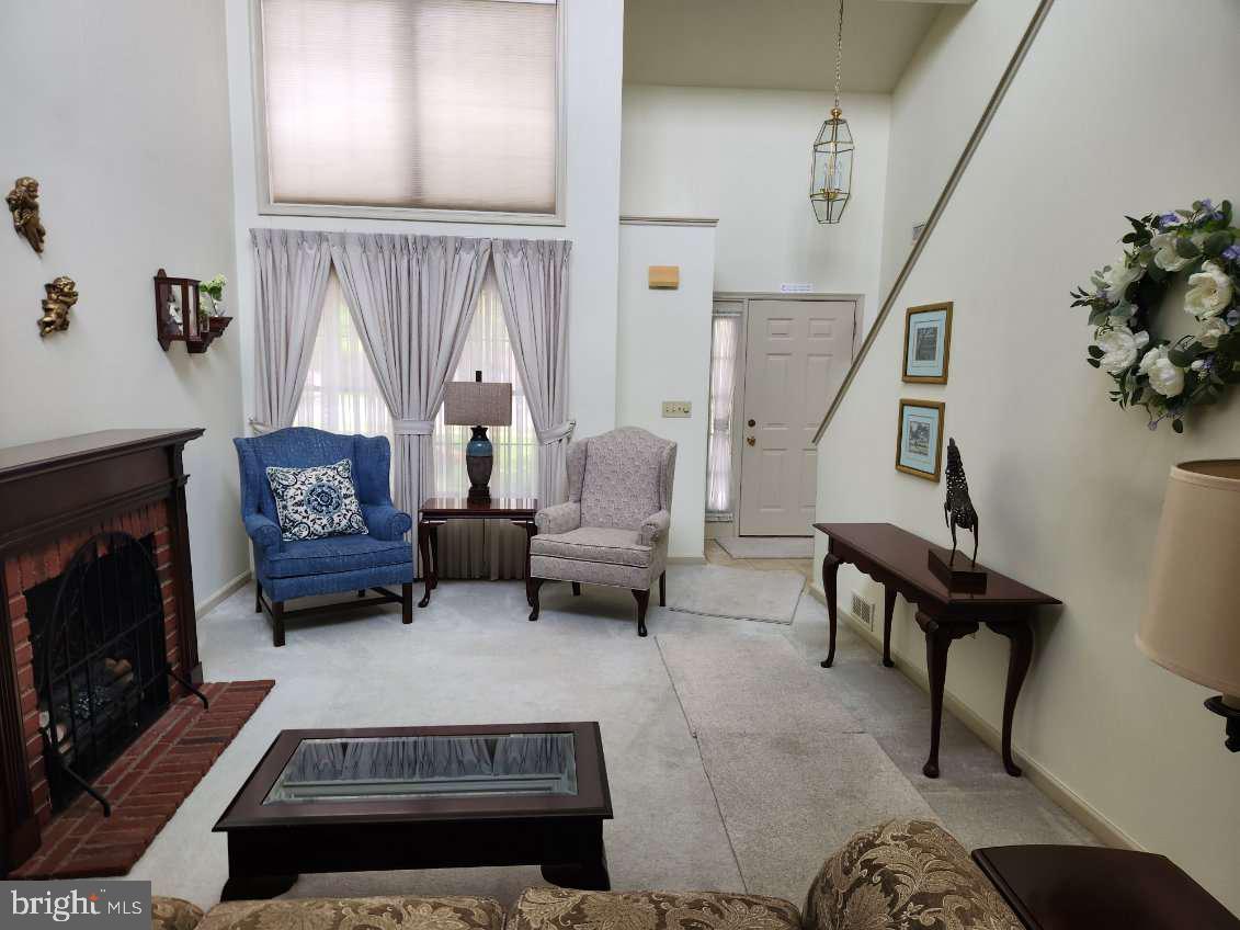 7 CREEKVIEW DRIVE