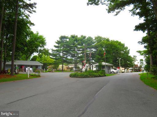 WHITE HORSE PARK I - Residential