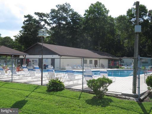 WHITE HORSE PARK I - Residential