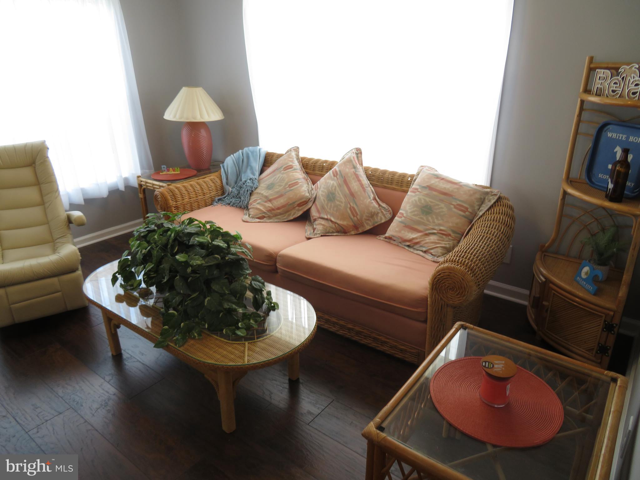 WHITE HORSE PARK I - Residential