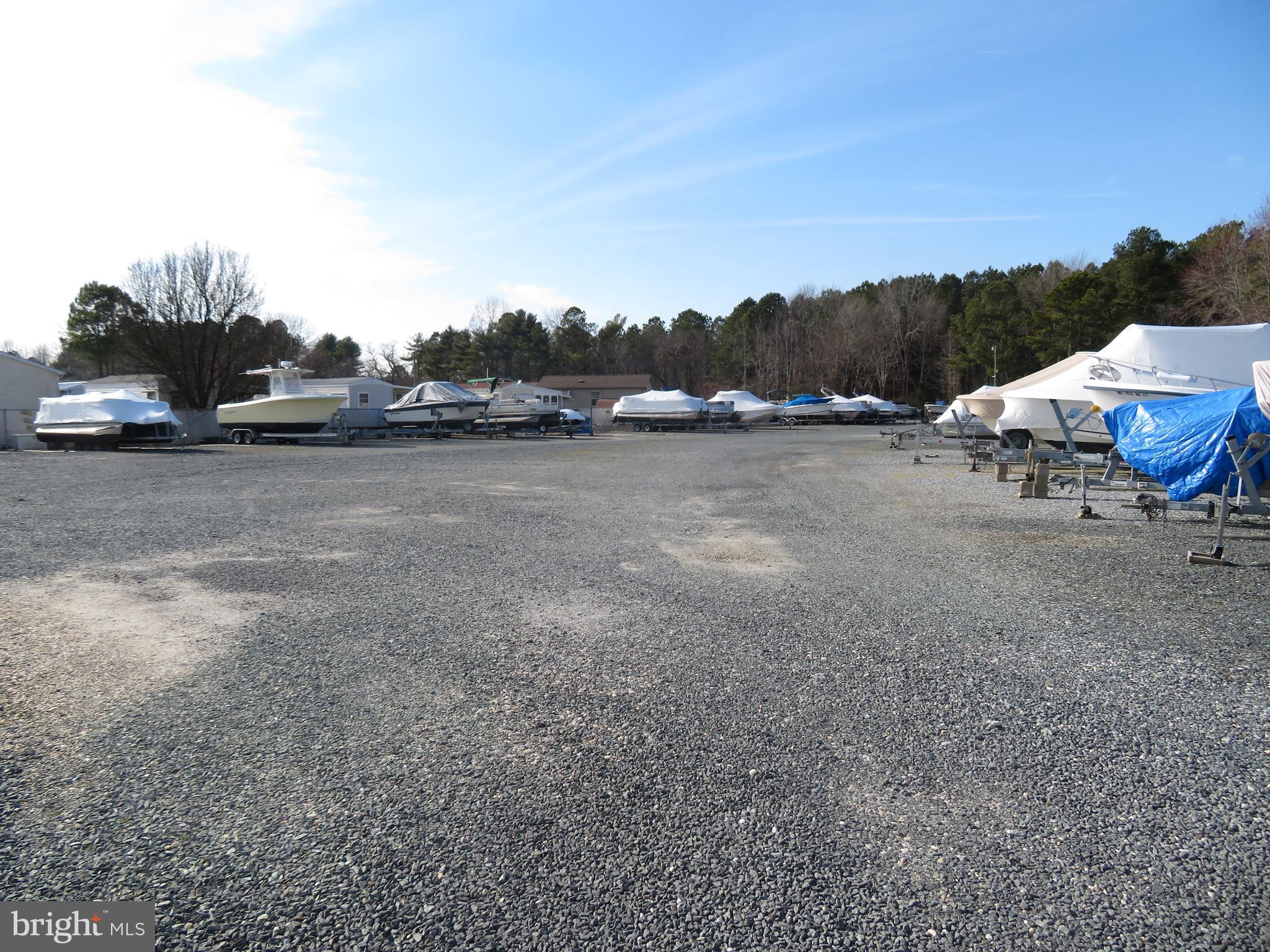 WHITE HORSE PARK I - Residential