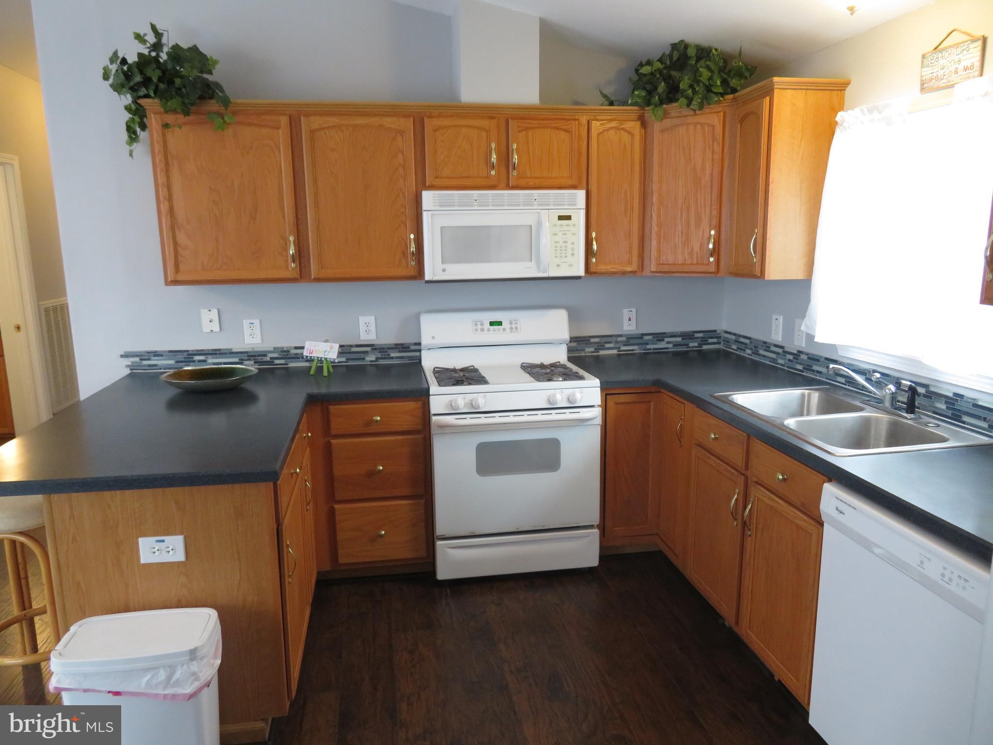 WHITE HORSE PARK I - Residential