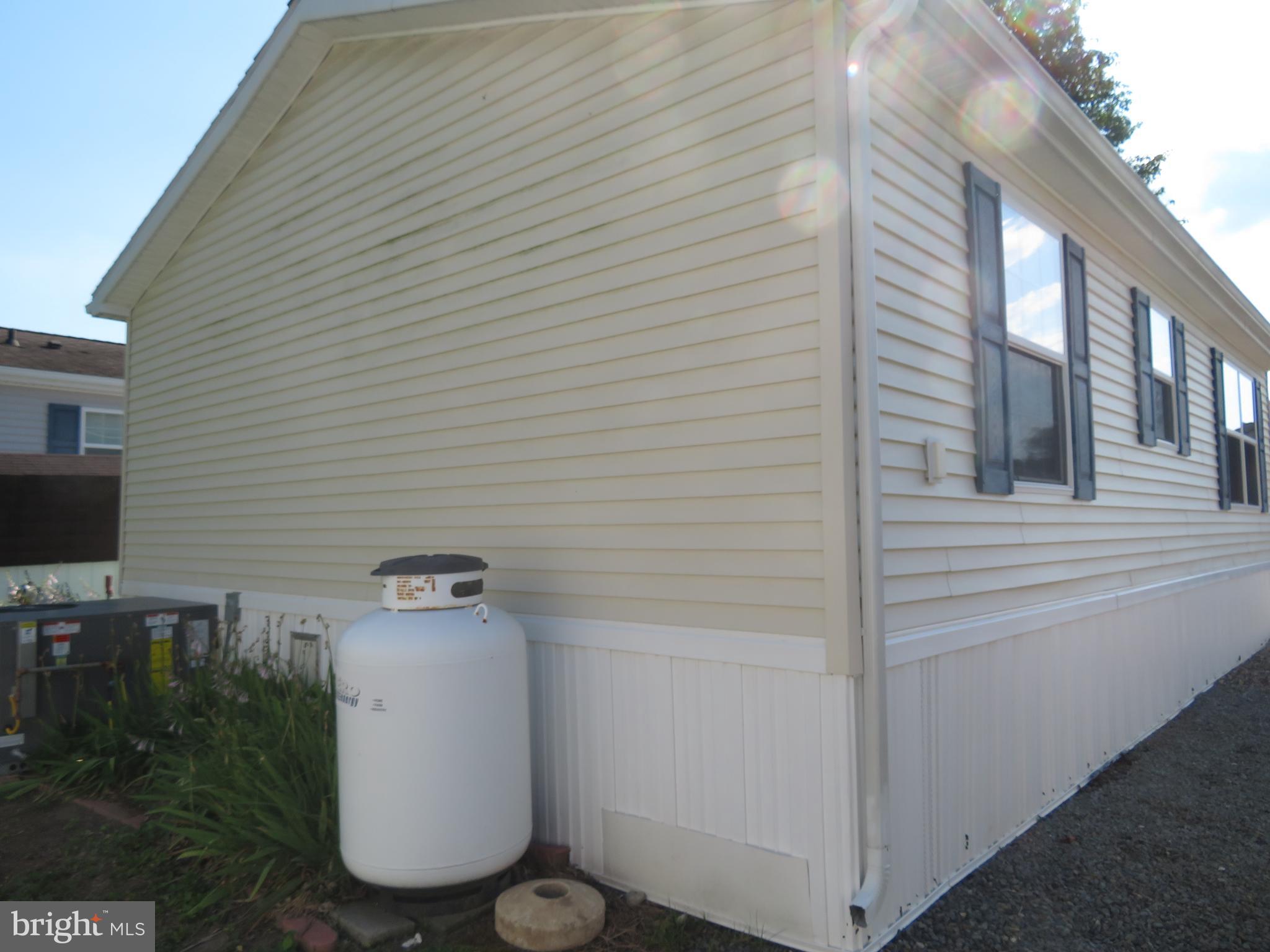 WHITE HORSE PARK I - Residential