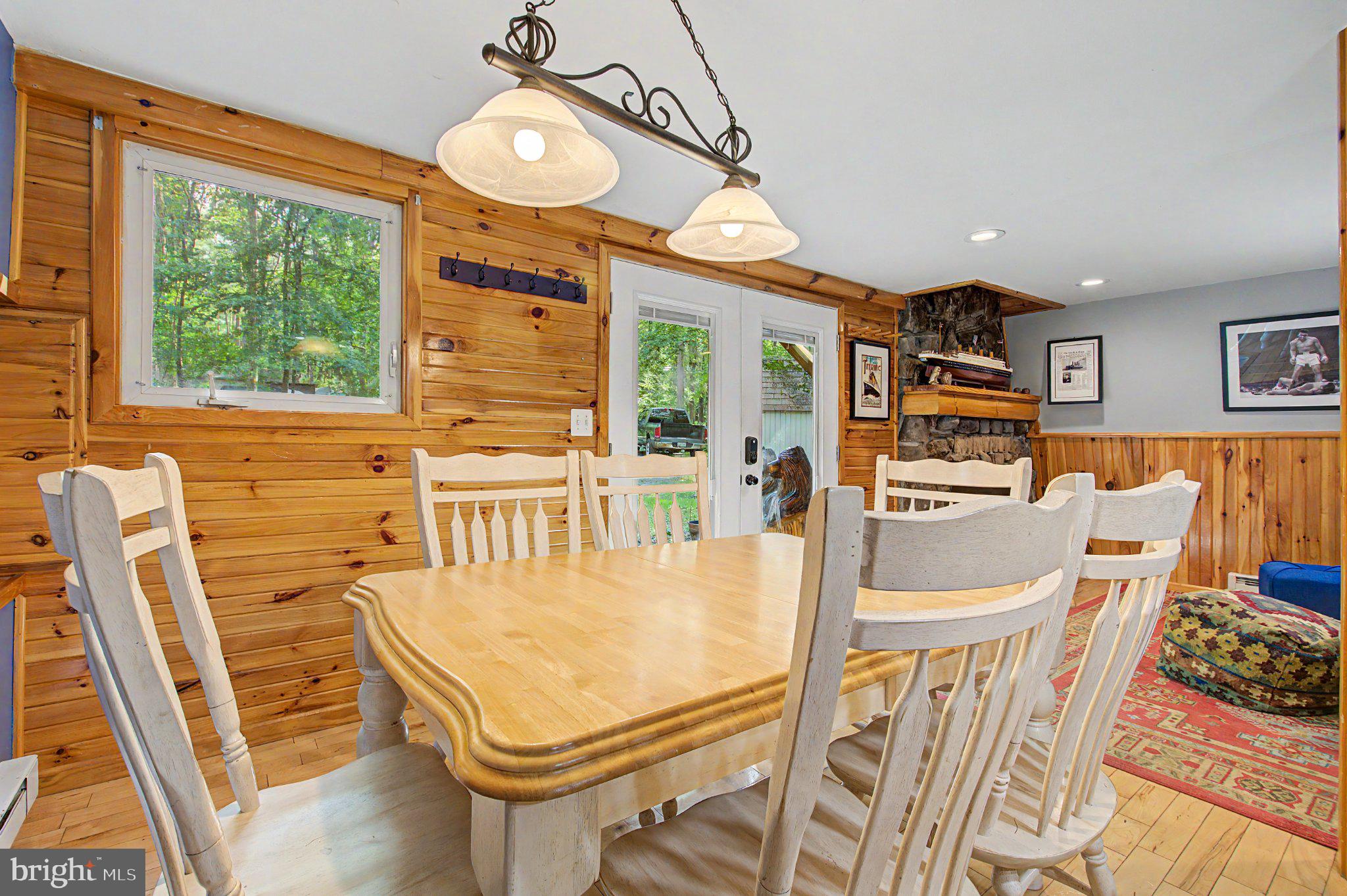 80 N RIDGE ROAD
