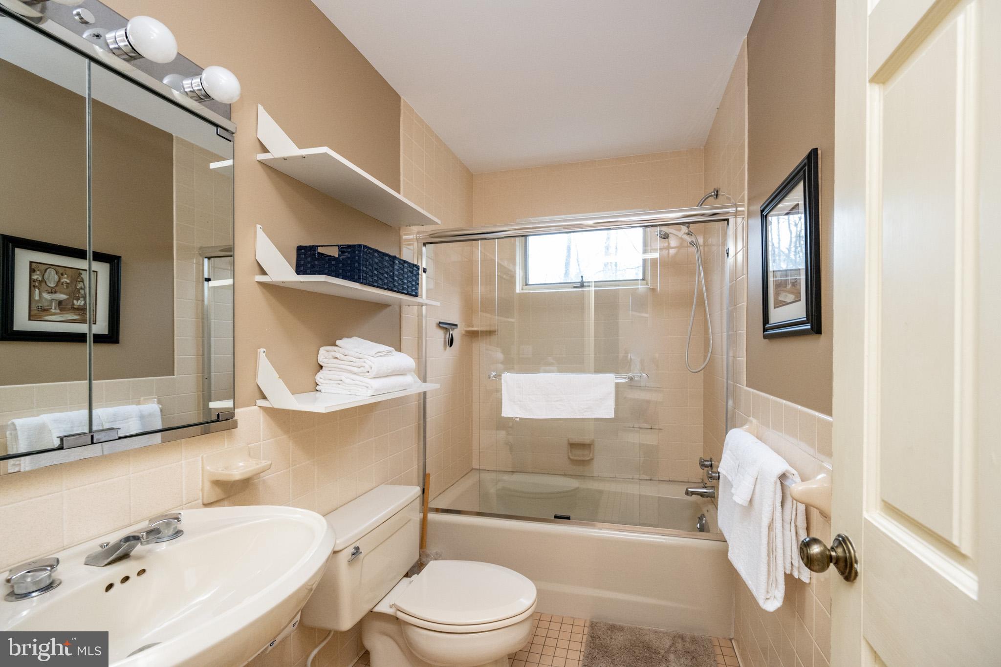 MARSH HILL ROAD - Residential