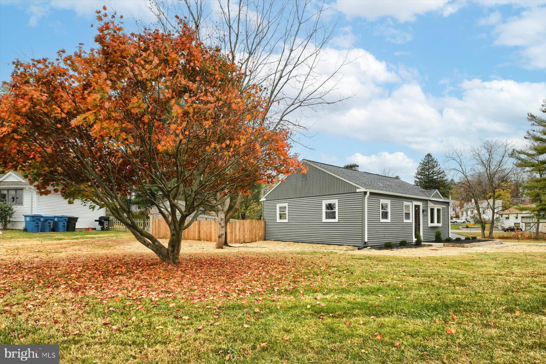 OAK HILL - Residential