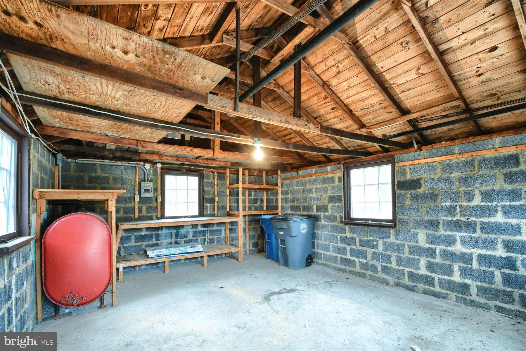 OAK HILL - Residential