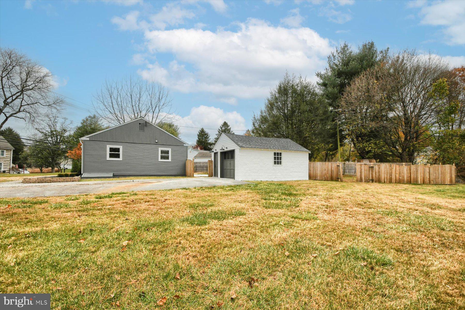 OAK HILL - Residential