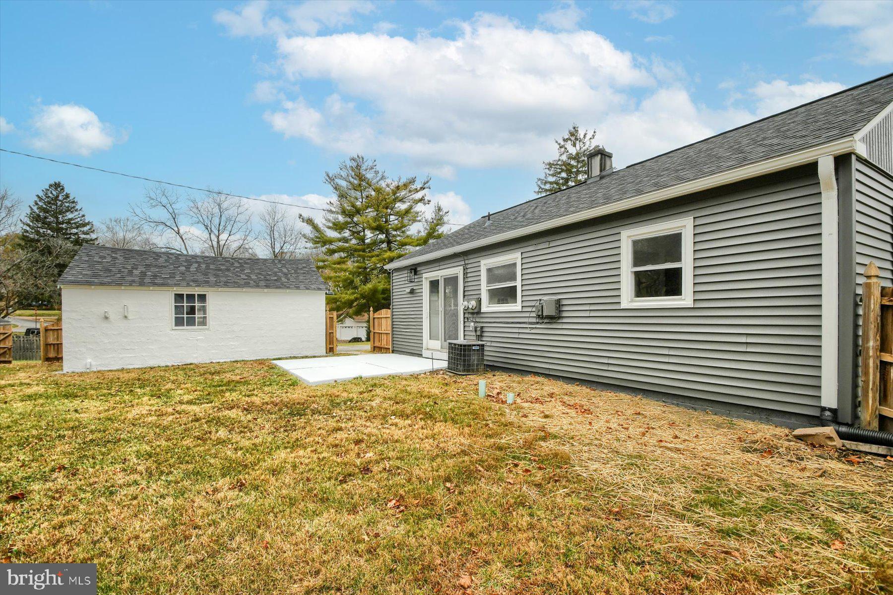 OAK HILL - Residential