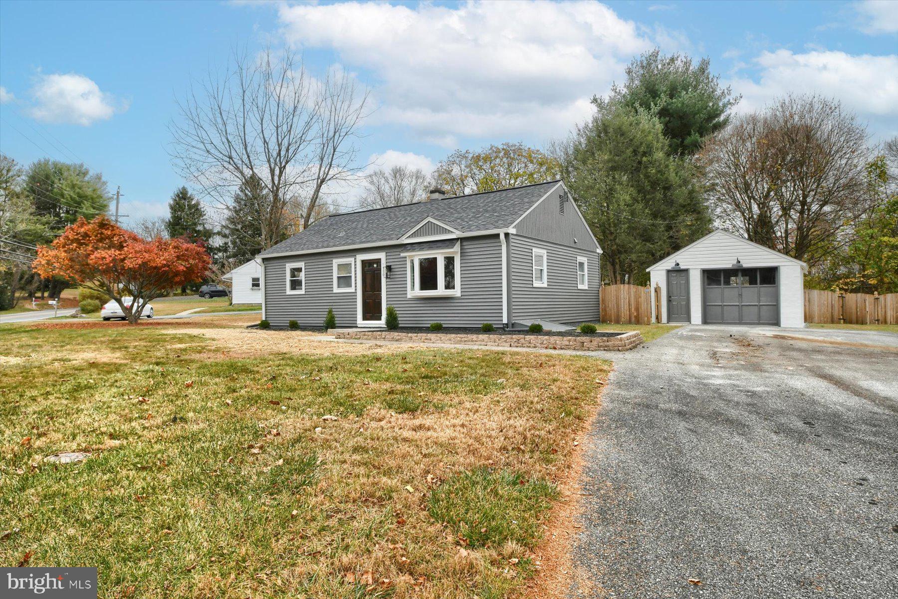 OAK HILL - Residential