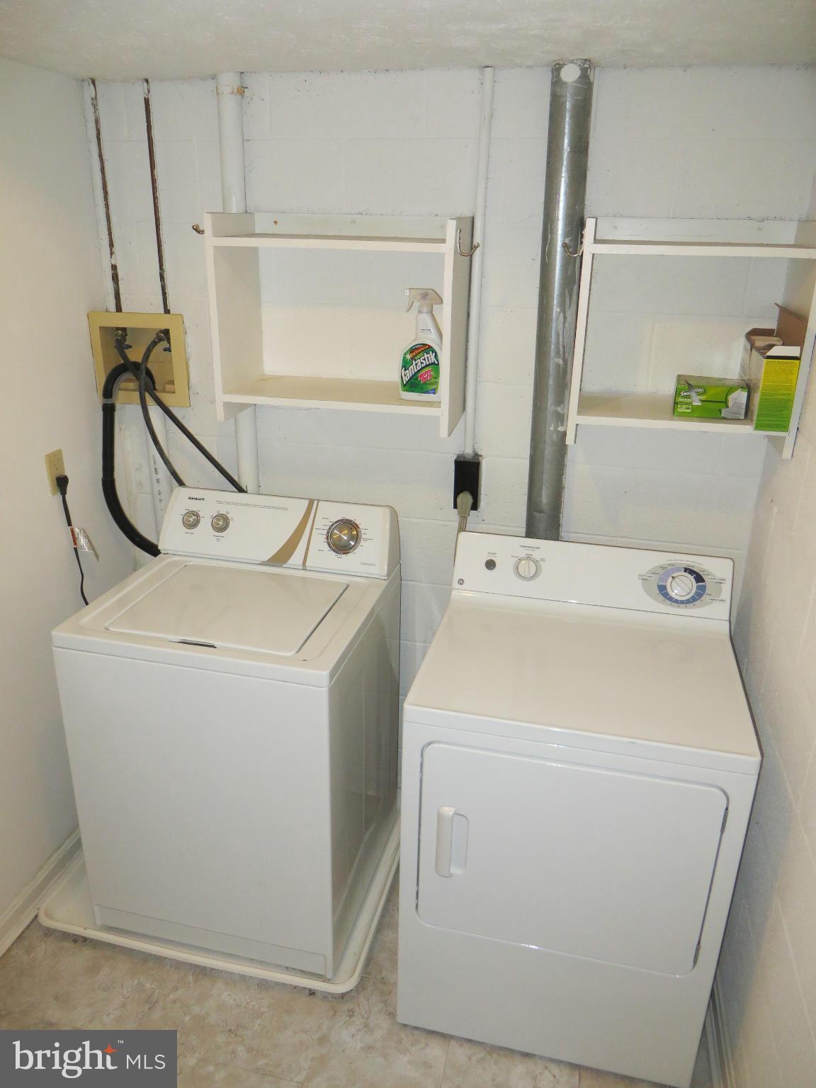 HICKORY NUT OF WILDEWOOD - Residential Lease