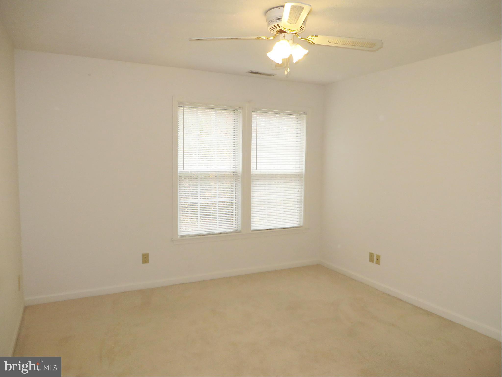 HICKORY NUT OF WILDEWOOD - Residential Lease