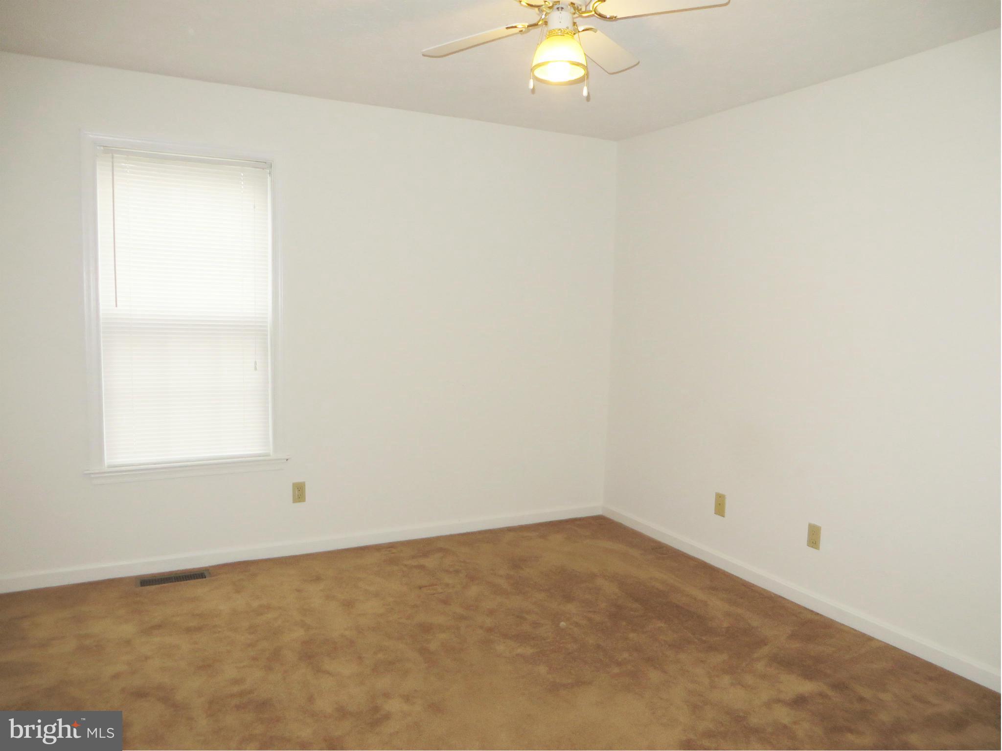 HICKORY NUT OF WILDEWOOD - Residential Lease