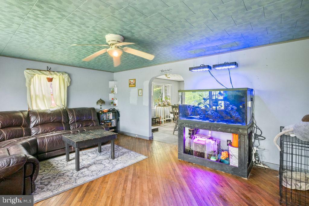 1644 MOSELEM ROAD