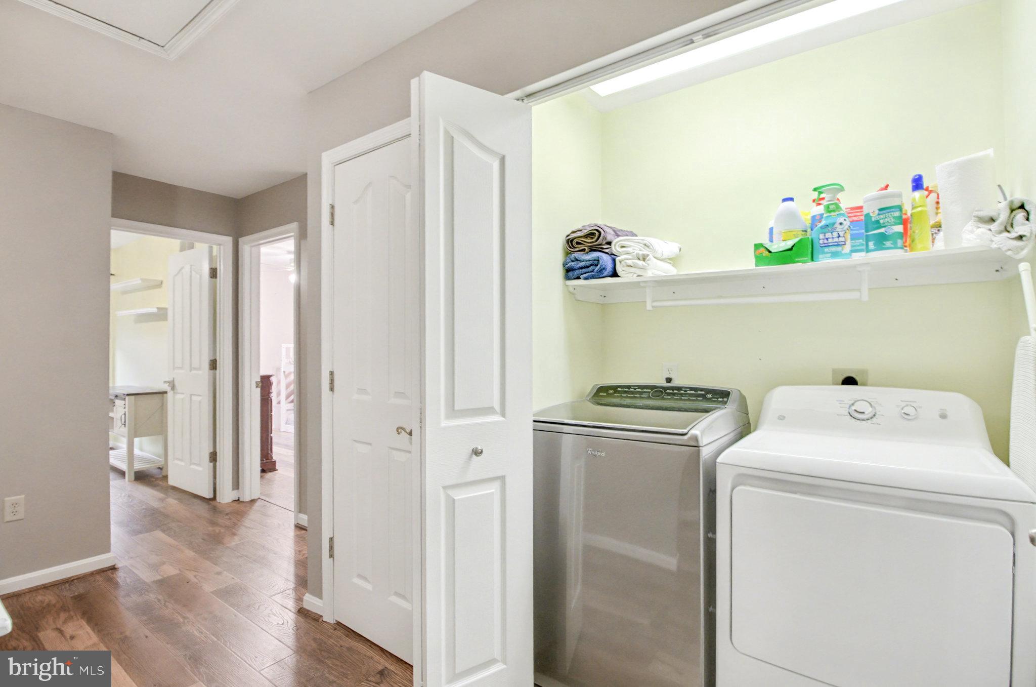 AUTUMN WOODS - Residential