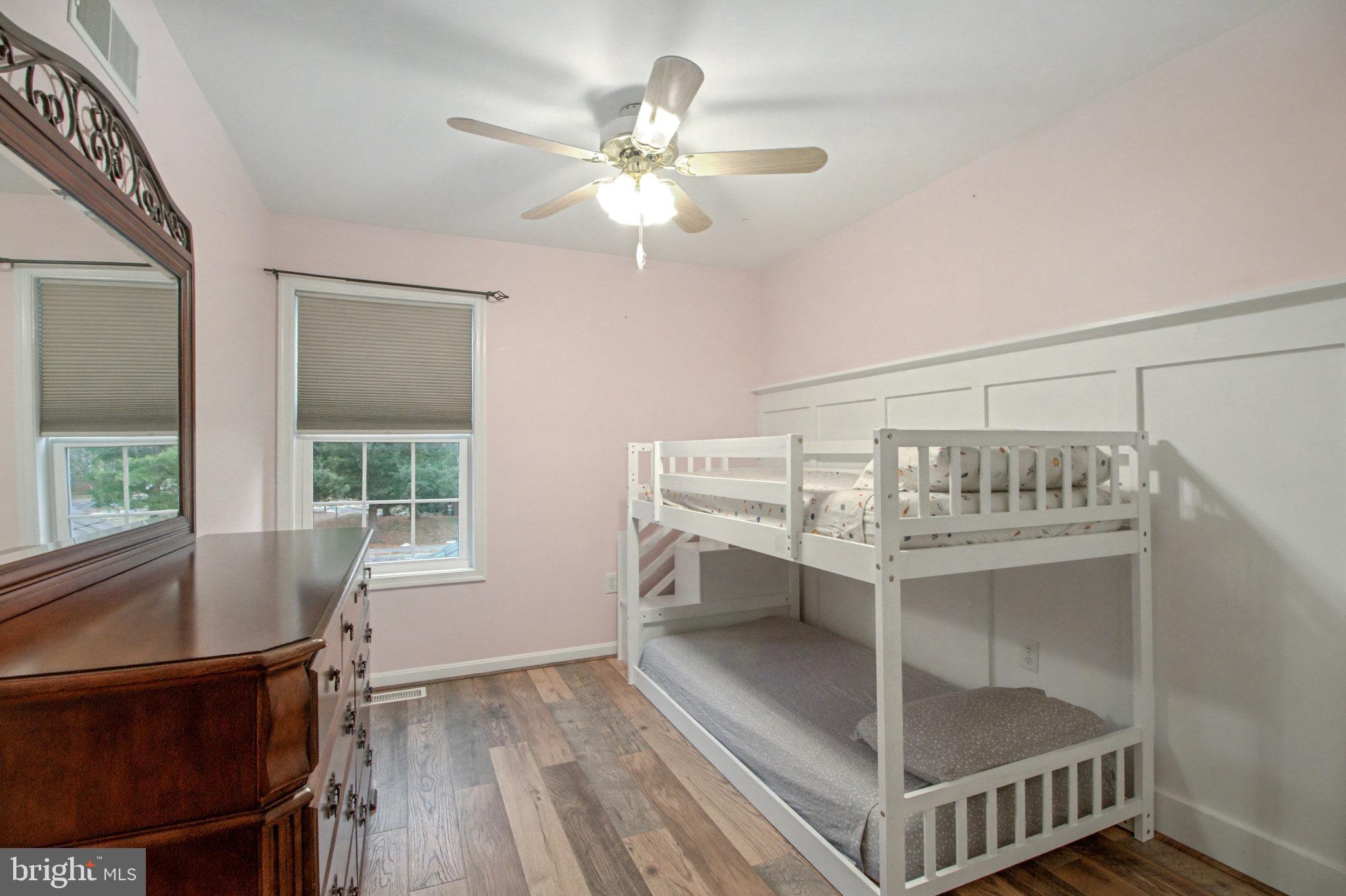 AUTUMN WOODS - Residential