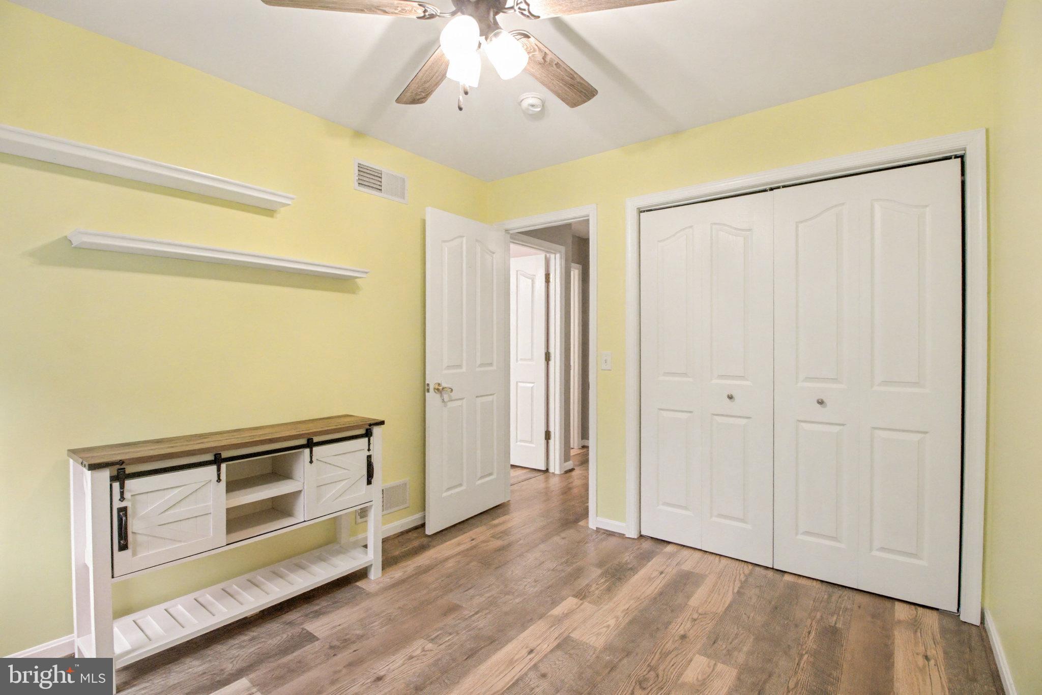 AUTUMN WOODS - Residential