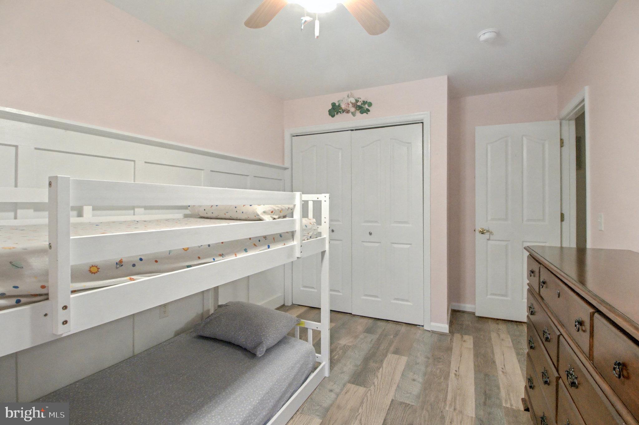 AUTUMN WOODS - Residential