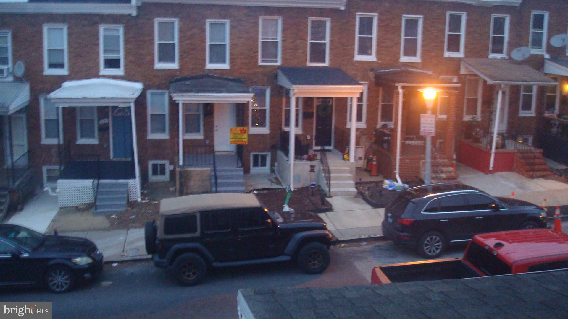 FOUR BY FOUR - Residential