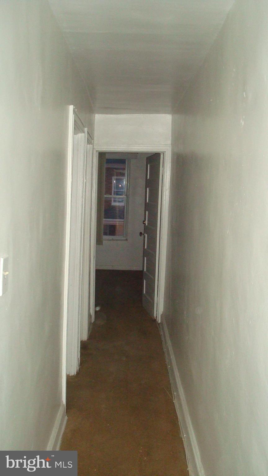 FOUR BY FOUR - Residential