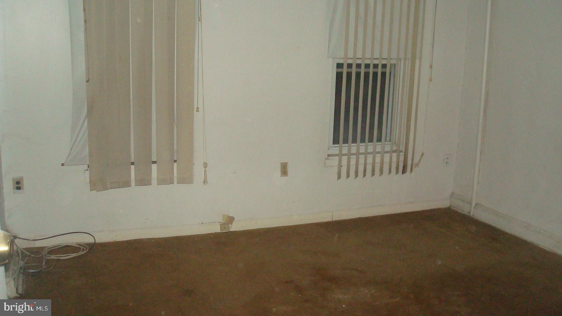 FOUR BY FOUR - Residential