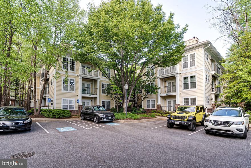 Immaculate 2-Bedroom, 2- Full-Bath Condo in Prime Kentlands Location! This move-in ready unit has been meticulously updated, featuring a fully renovated kitchen (2024) and bathrooms (2024) with a luxurious 6-foot soaking tub, new floor 2024. Enjoy new flooring and stylish light fixtures throughout, complemented by fresh paint (2025). Recent upgrades include newer appliances (2024), a striking marble-mantel fireplace (2024), an energy-efficient Rinnai tankless gas water heater (2024), and a convenient 2018 washer/dryer and AC unit. Features a smart heating/cooling system. Located steps from Kentlands' vibrant shops, restaurants, and cinema. Don't miss this exceptional opportunity!