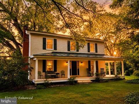 Homes For Sale - 1311 Borden Road<br/> Louisa County, BUMPASS, VA 23024