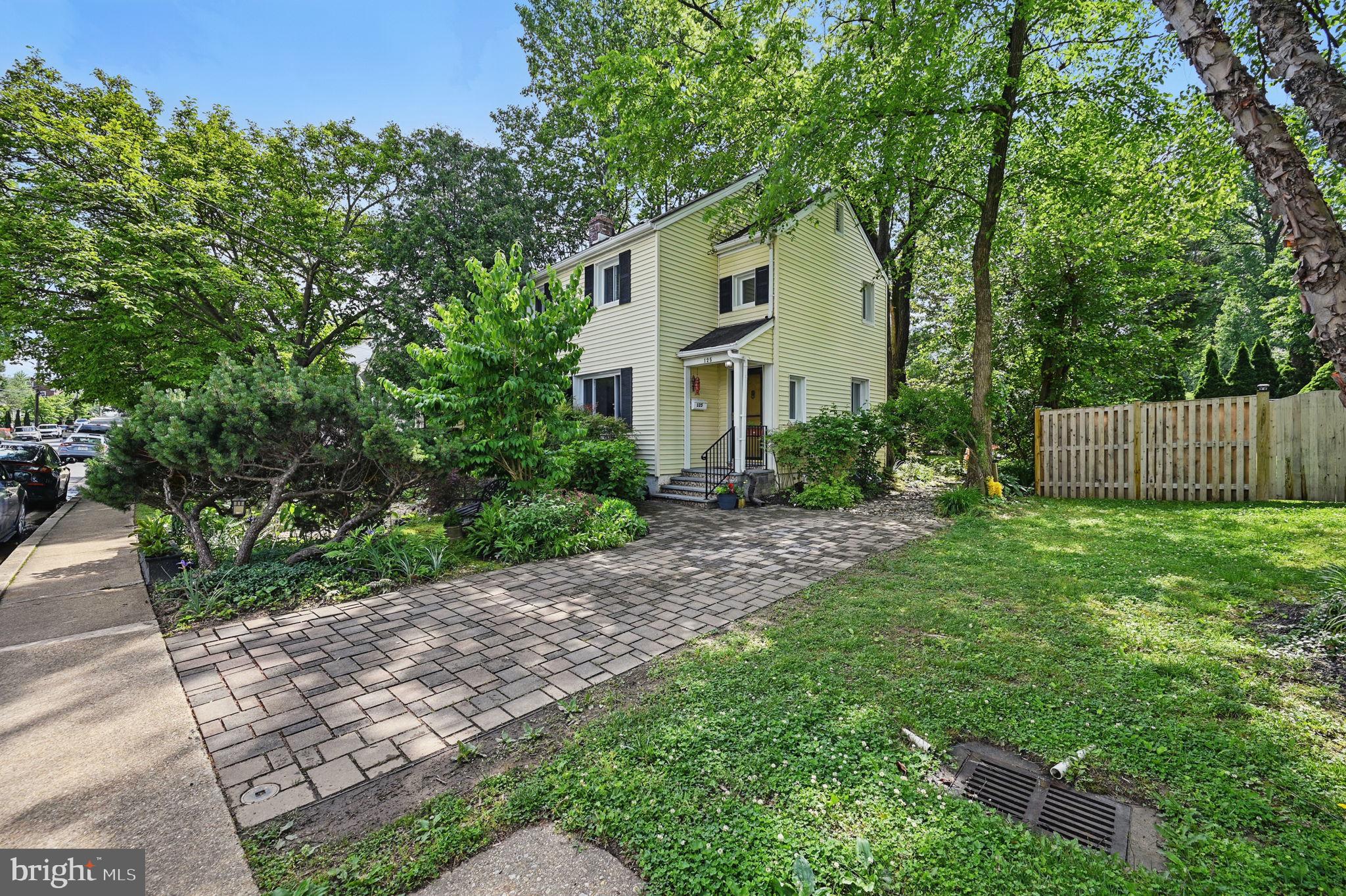 125 W MARSHALL STREET
