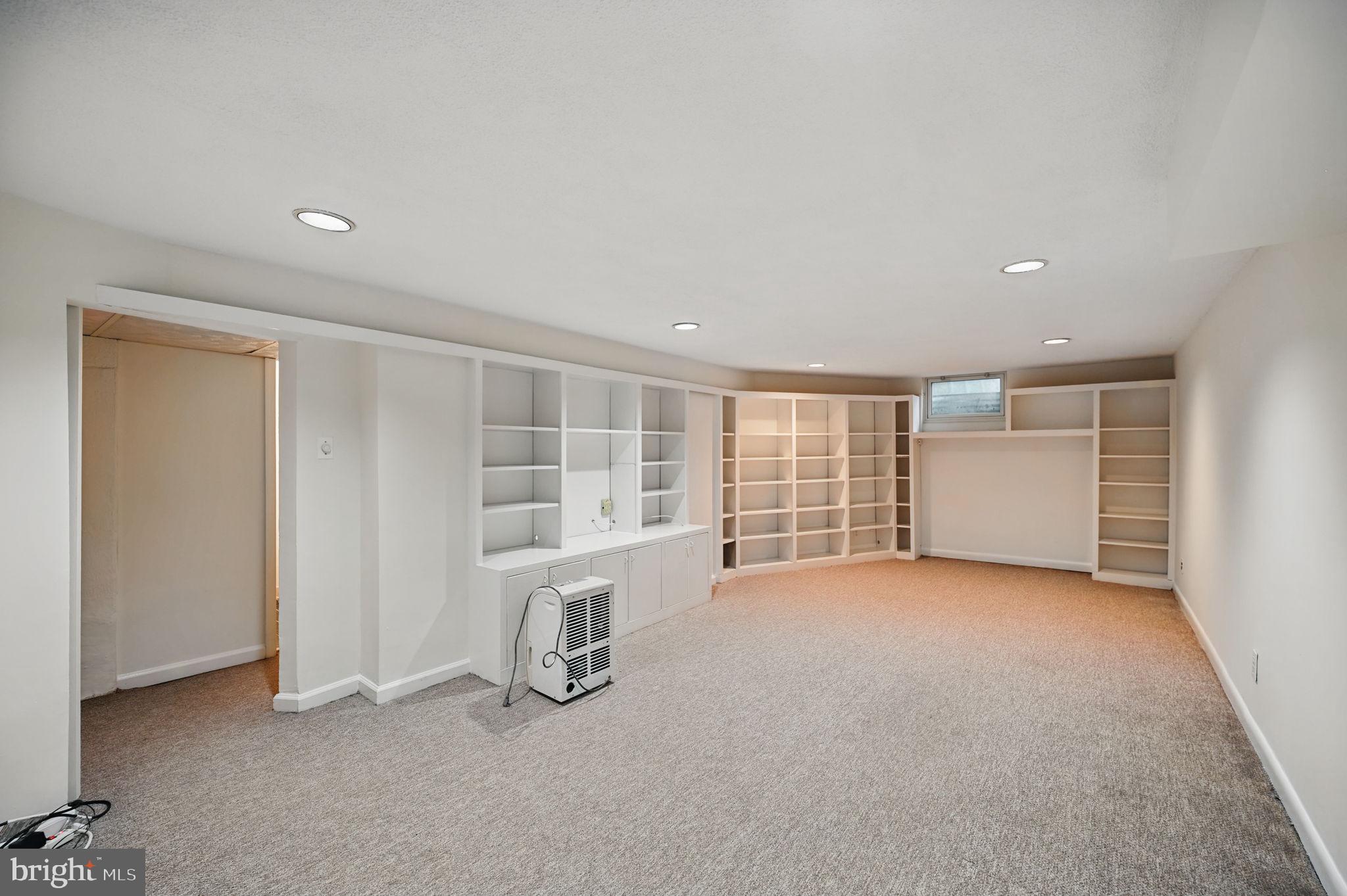 GREENWAY DOWNS - Residential