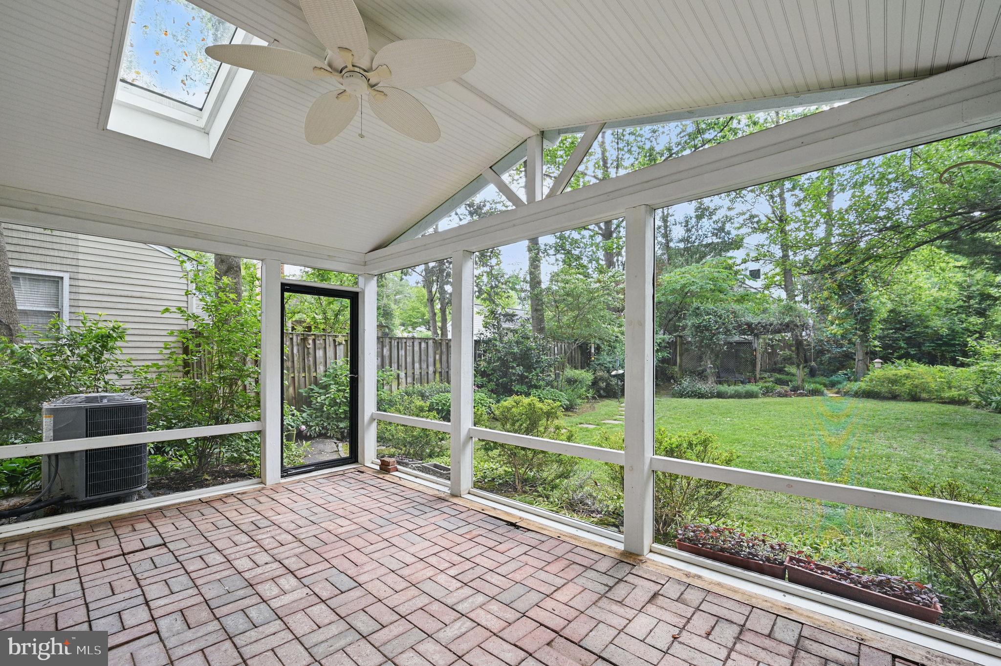 GREENWAY DOWNS - Residential