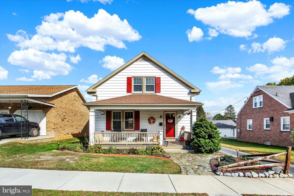 Photo of 47 Sprenkle Avenue, HANOVER, PA 17331 (MLS # PAYK2092714)